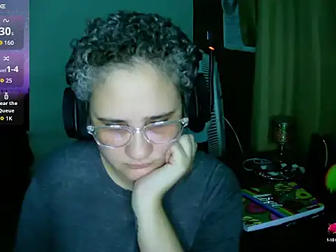 lolalicious 758 online show from 10/05/25, 04:22