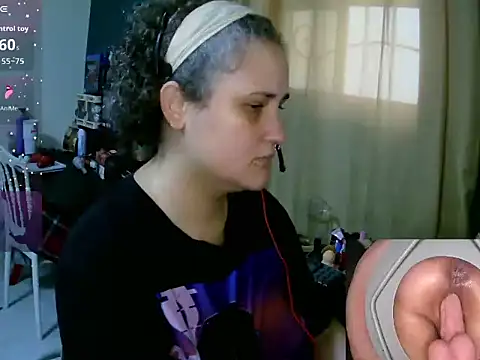 lolalicious 758 online show from 06/25/26, 09:08