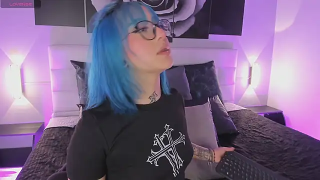 Snapshot of sofi_bakerr chatting on 10/25/25, 11:40 sofi bakerr online show from 10/25/25, 11:40