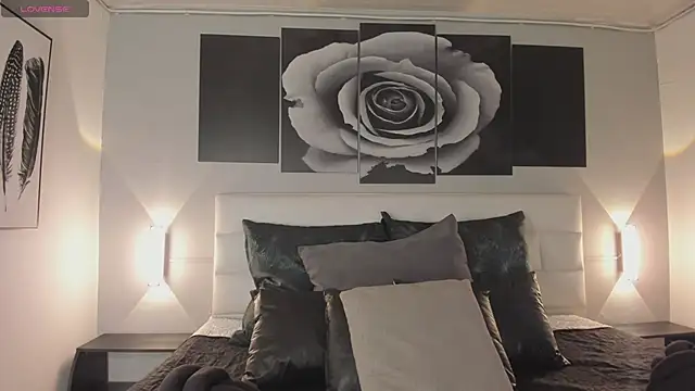 Snapshot of sofi_bakerr chatting on 11/04/25, 11:31 sofi bakerr online show from 11/04/25, 11:31