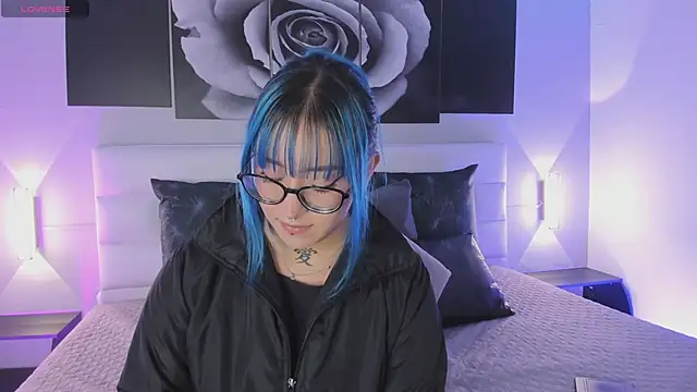 sofi bakerr online show from 12/19/25, 11:39