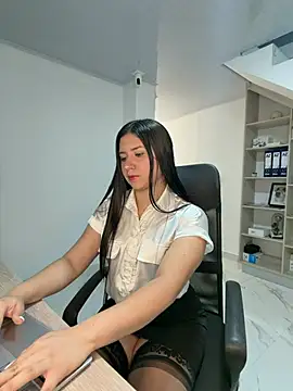 VAL PRINCESS online show from 08/06/26, 12:12