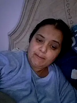 Snapshot of sarahhh1987 chatting on 10/29/25, 06:20 sarahhh1987 online show from 10/29/25, 06:20