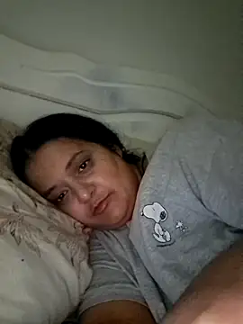 Snapshot of sarahhh1987 chatting on 11/14/25, 07:23 sarahhh1987 online show from 11/14/25, 07:23