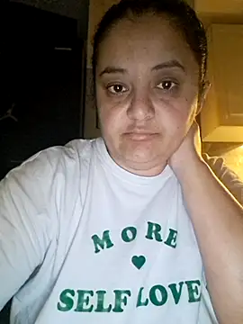 Snapshot of sarahhh1987 chatting on 11/27/25, 05:20 sarahhh1987 online show from 11/27/25, 05:20