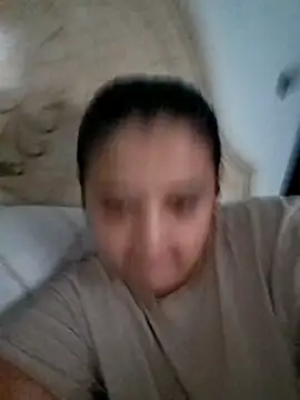 sarahhh1987 online show from 12/03/25, 06:21