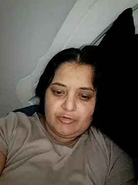 sarahhh1987 online show from 12/18/25, 06:14