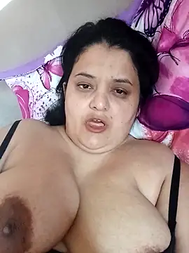 sarahhh1987 online show from 04/13/26, 06:19