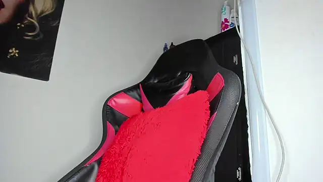 Snapshot of guy_master chatting on 12/07/24, 02:35 guy master online show from 12/07/24, 02:35