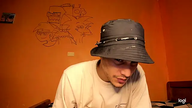 Snapshot of guy_master chatting on 10/13/25, 08:42 guy master online show from 10/13/25, 08:42