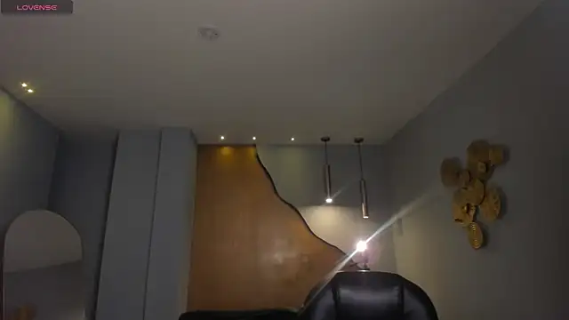 AliceHarper  online show from 03/04/26, 07:53