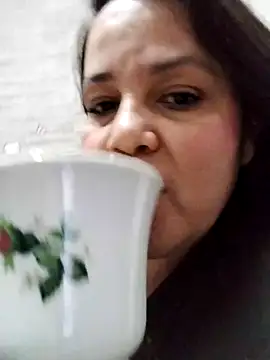 Snapshot of lunanataly chatting on 03/02/25, 09:54 lunanataly online show from 03/02/25, 09:54