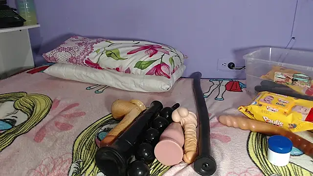 ruby07 online show from 03/18/26, 11:08