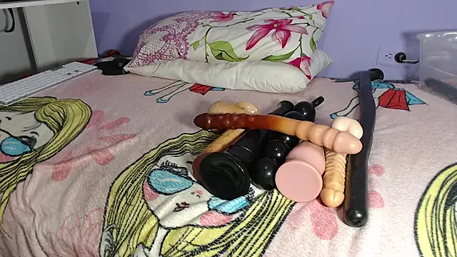 ruby07 online show from 04/08/26, 08:09