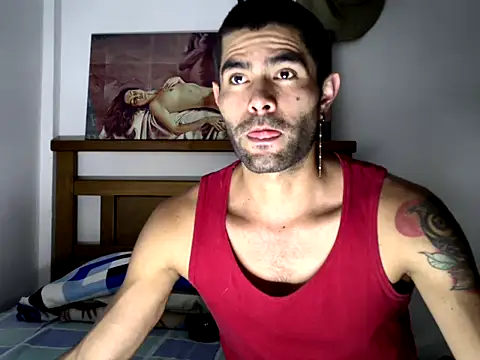 hideonbush051 online show from 10/08/25, 12:52