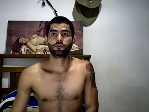 hideonbush051 online show from 10/14/25, 12:55