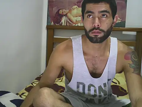 hideonbush051 online show from 11/06/25, 03:24