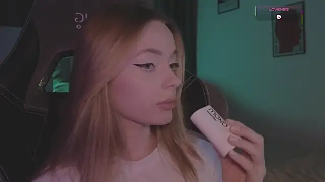  MayShy  online show from 09/17/25, 06:53