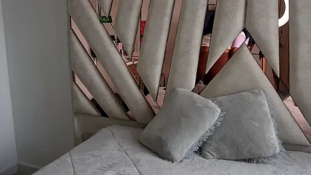 Rebecca 055 online show from 04/24/26, 05:59