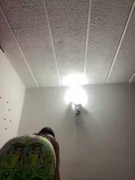 Salome golvert online show from 12/25/24, 10:16