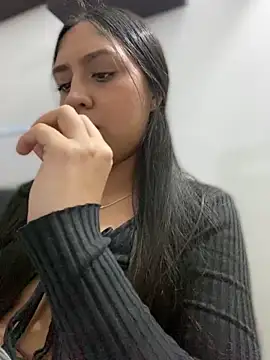 Salome golvert online show from 02/01/25, 12:07