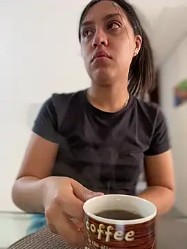 Salome golvert online show from 02/01/25, 03:39