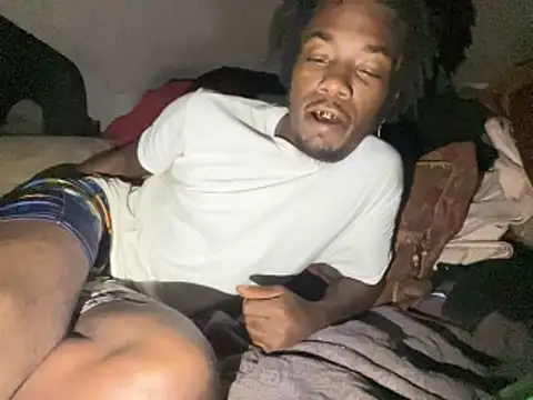 SlimeCrownzOut5 online show from 11/03/25, 04:25