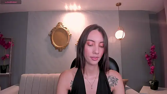 Snapshot of AnaisNin chatting on 01/31/25, 12:07 AnaisNin online show from 01/31/25, 12:07