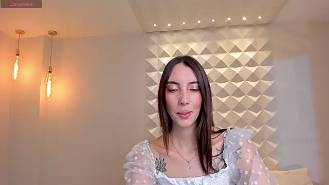 Snapshot of AnaisNin chatting on 02/09/25, 11:25 AnaisNin online show from 02/09/25, 11:25