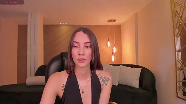 Snapshot of AnaisNin chatting on 02/27/25, 12:02 AnaisNin online show from 02/27/25, 12:02