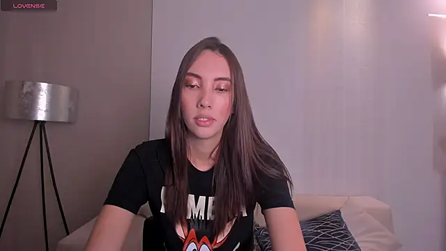 Snapshot of AnaisNin chatting on 03/09/25, 11:14 AnaisNin online show from 03/09/25, 11:14