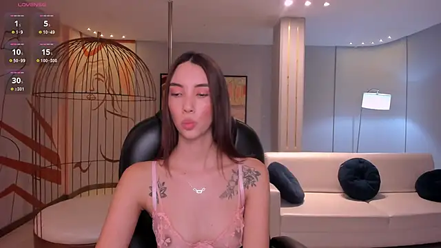 Snapshot of AnaisNin chatting on 03/14/25, 02:19 AnaisNin online show from 03/14/25, 02:19