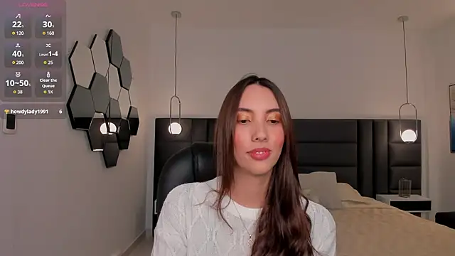 Snapshot of AnaisNin chatting on 09/18/25, 02:57 AnaisNin online show from 09/18/25, 02:57