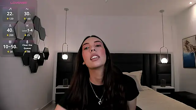 Snapshot of AnaisNin chatting on 10/05/25, 05:44 AnaisNin online show from 10/05/25, 05:44