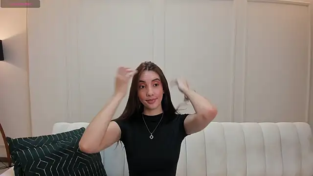 Snapshot of AnaisNin chatting on 11/14/25, 08:51 AnaisNin online show from 11/14/25, 08:51