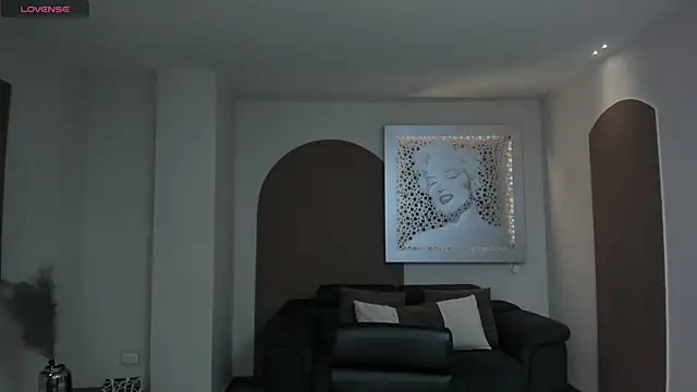 AnaisNin online show from 05/21/26, 11:06
