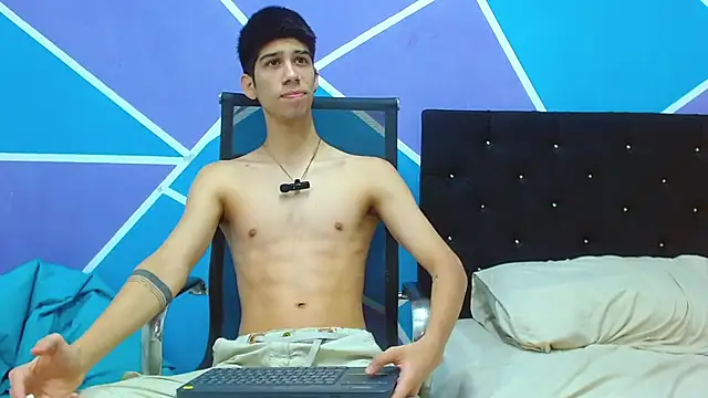 Snapshot of jhony-sex chatting on 01/31/25, 09:05 jhony-sex online show from 01/31/25, 09:05