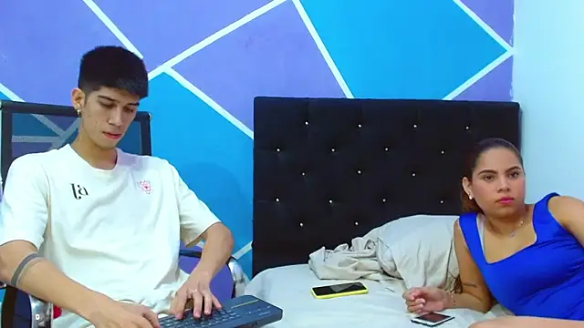 Snapshot of jhony-sex chatting on 02/15/25, 03:42 jhony-sex online show from 02/15/25, 03:42