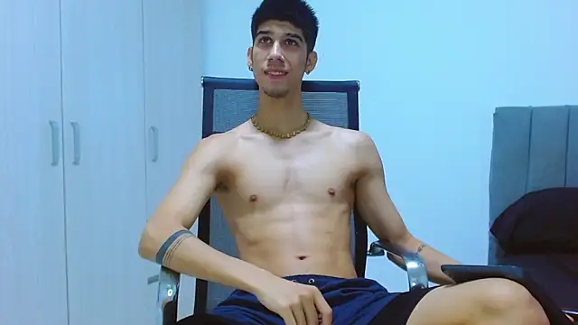 Snapshot of jhony-sex chatting on 09/16/25, 06:25 jhony-sex online show from 09/16/25, 06:25