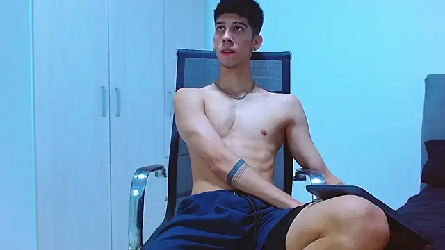 Snapshot of jhony-sex chatting on 11/06/25, 08:26 jhony-sex online show from 11/06/25, 08:26