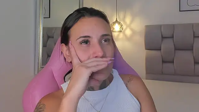 Susan-Sweet-7 online show from 09/30/25, 08:25