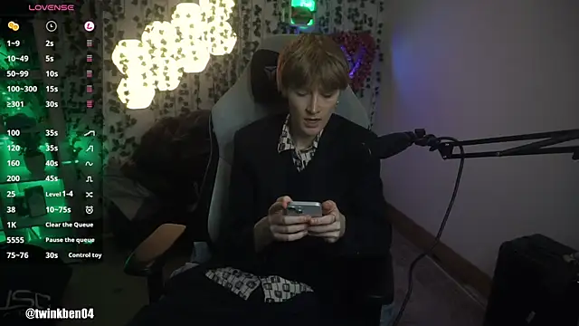 twinkben online show from 09/25/25, 07:39