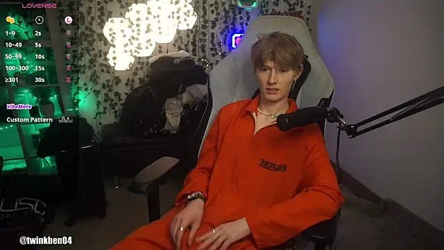 twinkben online show from 10/09/25, 08:18