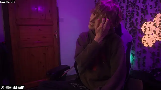 twinkben online show from 02/05/26, 03:44