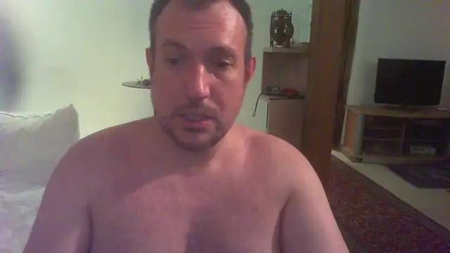 Snapshot of Mike_12hot chatting on 02/21/26, 07:04 Mike 12hot online show from 02/21/26, 07:04