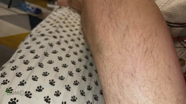 Snapshot of meowmeowpa chatting on 10/20/25, 12:27 meowmeowpa online show from 10/20/25, 12:27