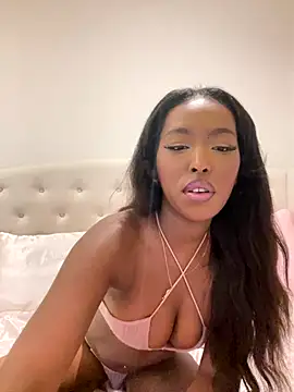 princesslola666 online show from 12/16/25, 06:35