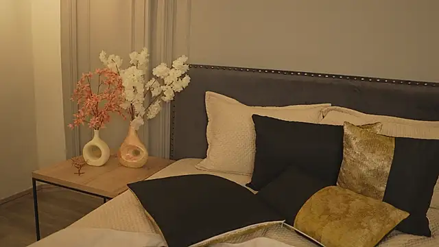 IrisBaker online show from 03/08/26, 02:59