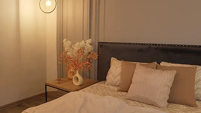 IrisBaker online show from 03/30/26, 12:00