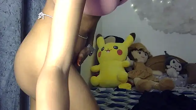 lola-   online show from 02/12/26, 02:45